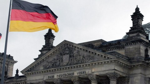 Berlin Rusiyaya qarşı sanksiyalara hazırlaşır