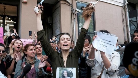 İranda iğtişaşlara görə 14 əcnəbi həbs edildi