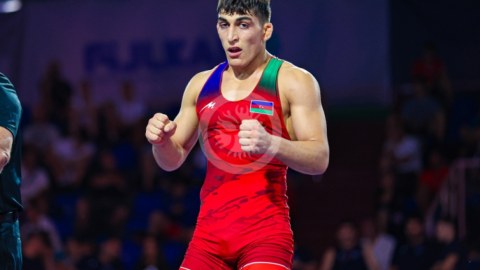 Güləşçimiz dünya çempionu oldu