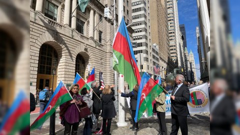 Nyu-Yorkda Azərbaycan bayrağı qaldırıldı - FOTOLAR