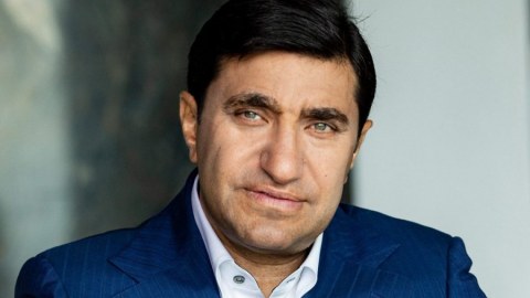 Zelenski Qod Nisanovu “qara siyahı”ya saldı