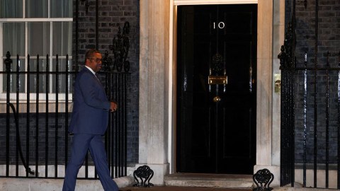 Britaniya İrana əlavə sanksiya tətbiq edəcək