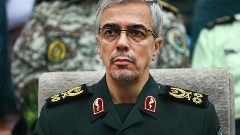 Britaniya üç iranlı generala sanksiya tətbiq etdi