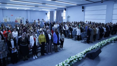 200 psixoloqu bir araya gətirən KİTAB - FOTOLAR