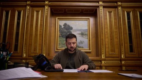 Rusiya taxıl daşıyan gəmiləri qəsdən gecikdirir - Zelenski