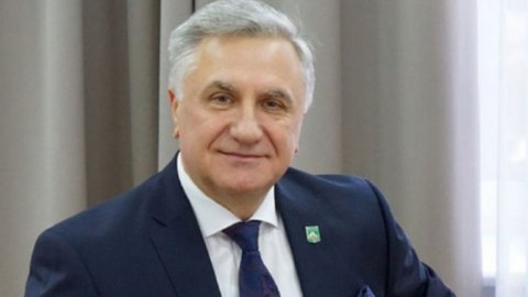 Rektor yaşadığı evdə intihar etdi