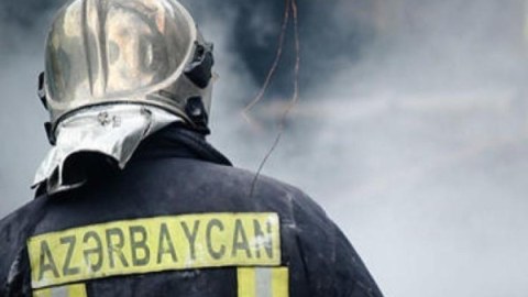 Qusarda ofisi od bürüdü
