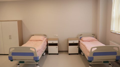 Gəncədə laboratoriyanın tavanı çöküb - TƏBİB