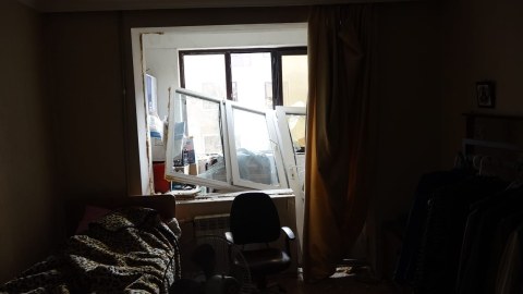 Partlayış olan yaşayış binasından FOTOLAR