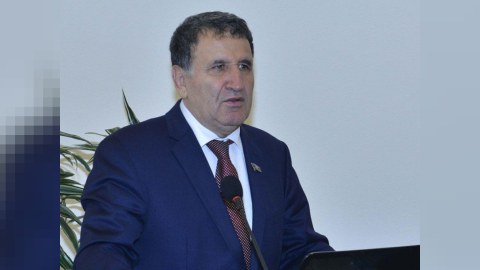 İsa Həbibbəyli AYB-nin qurultayında nədən danışdı