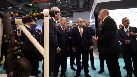 Britaniyanın müdafiə naziri "Bayraktar"ı TƏRİFLƏDİ