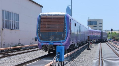Daha 2 yeni qatar Bakıya yola salınıb