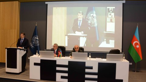 UNEC-də 3 beynəlxalq konfrans öz işinə başlayıb - FOTOLAR