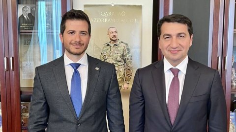 Hikmət Hacıyev İsrail səfirilə görüşüb