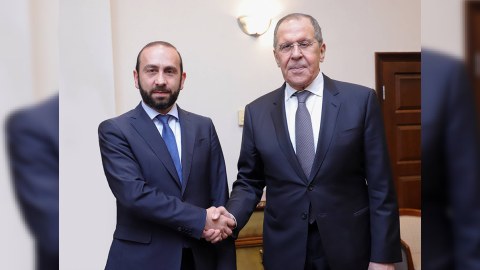 Lavrov Mirzoyanla danışıqlar apardı 