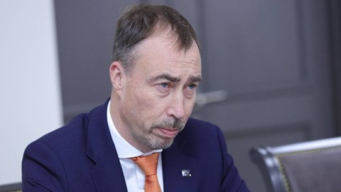 Toivo Klaar İrəvanda səfərdədir
