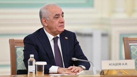Əli Əsədov Tokayevlə görüşüb