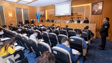 Gömrükçülər imtahan verdilər