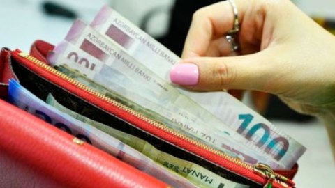 Turistlər Azərbaycanda 1,7 milyard XƏRCLƏYİBLƏR