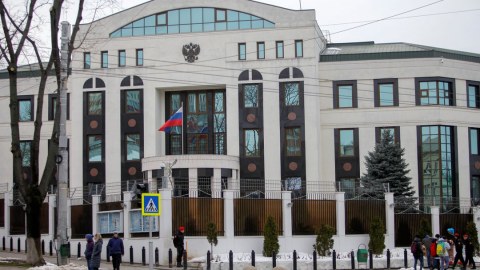 Moldova rus diplomatı ölkədən QOVDU