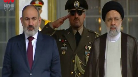 Paşinyanı Rəisi qarşıladı