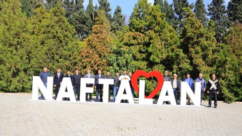 Turizm şirkətlərinin nümayəndələri Naftalanda - FOTOLAR