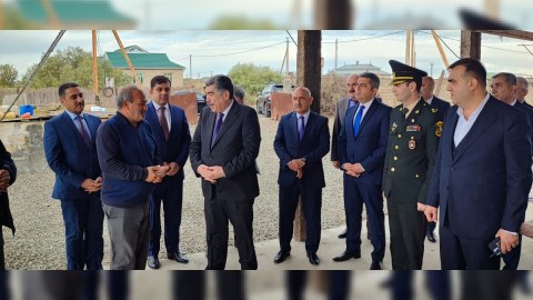 Hacıqabulda “Zəfər Günü” ərəfəsində şəhid ailələri ziyarət edilib