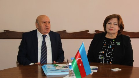 Rektor görüş keçirdi