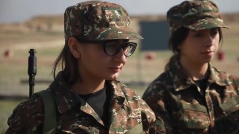 1300 erməni qadın atıcılıq təliminə yazıldı