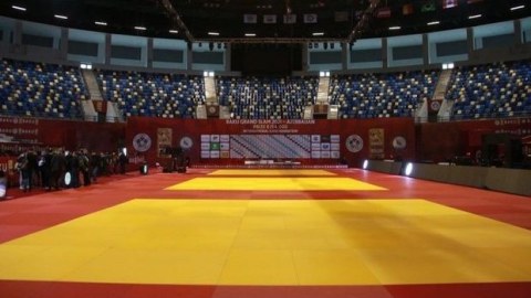 Cüdoçularımız Böyük Dəbilqədə mübarizəyə başlayır