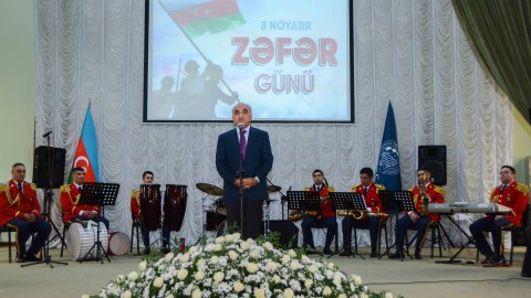 UNEC-də Zəfər Gününə həsr olunan tədbir keçirilib - FOTOLAR