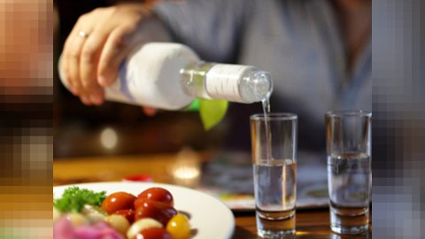 Zaqatala sakini spirtli içki şüşəsi ilə öldürüldü 