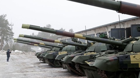 Ukraynaya sovet dövründən qalma tanklar veriləcək 