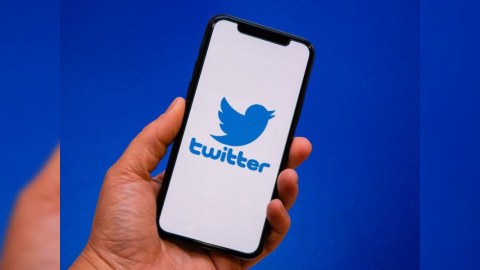 “Twitter”də kütləvi ixtisarlar