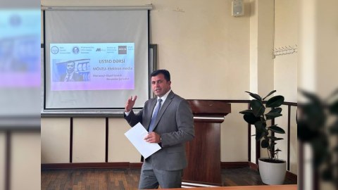 Elşad Eyvazlı BDU-da “Elektron media” mövzusunda mühazirə deyib - FOTOLAR