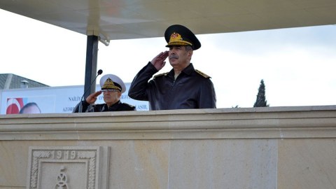 Zakir Həsənov Ordudakı islahatlardan DANIŞDI