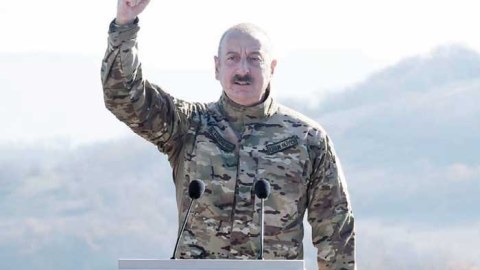 Zəfər haqq yolunda olanlarındır