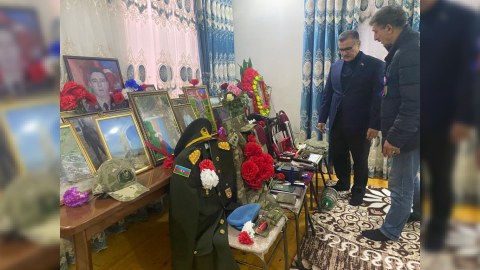 Novruz Aslanov şəhid ailələri ilə görüşdü