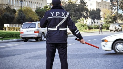 Bağlanan yollar açılıb