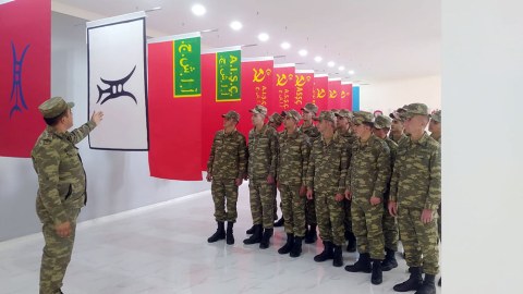 Orduda Bayraq Günü münasibətilə silsilə tədbirlər keçirilib