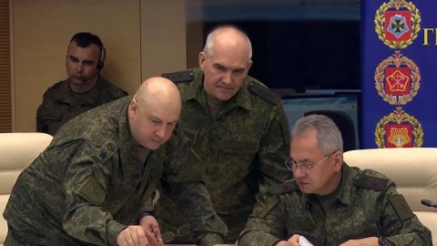 Ruslar Xersondan niyə çəkilir? - Şoyqu generalın təklifinə məcburən “hə” deyib