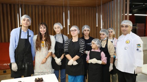 Leyla Əliyeva DOST Mərkəzində - FOTOLAR