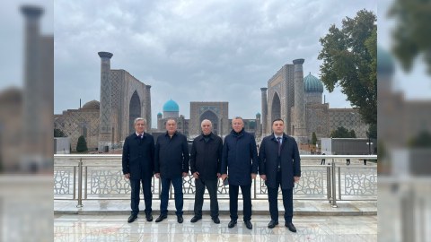 Ağsaqqallar Şurası rəhbərliyinin Özbəkistan səfəri - FOTOLAR