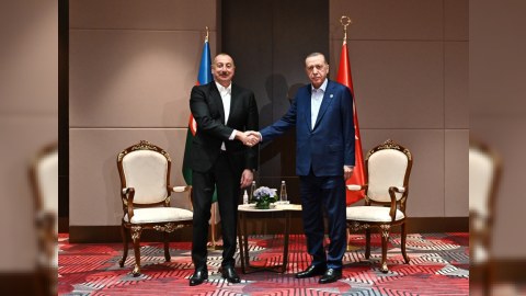 İlham Əliyev Ərdoğanla Soçi görüşünü müzakirə edib
