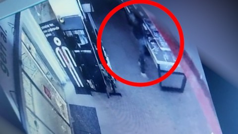 Mağazadan 31 min manatlıq “İphone” oğurlandı