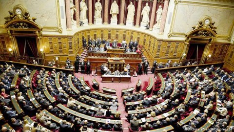 Azərbaycan icması Fransa Senatına etirazını bildirib