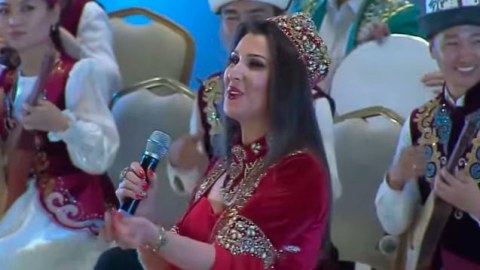 Xalq artisti prezidentlər üçün “Şuşanın dağları”nı oxudu - VİDEO