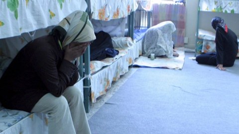 İranda qadınlar həbsxanalarda zorlanmaya MƏRUZ QALIR