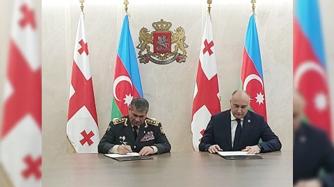 Gürcüstanla hərbi əməkdaşlıq müzakirə edildi - FOTOLAR