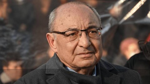 Ermənistanın keçmiş baş nazirini qızına görə qınadılar